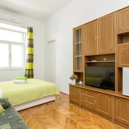 Jardin 3* Спліт