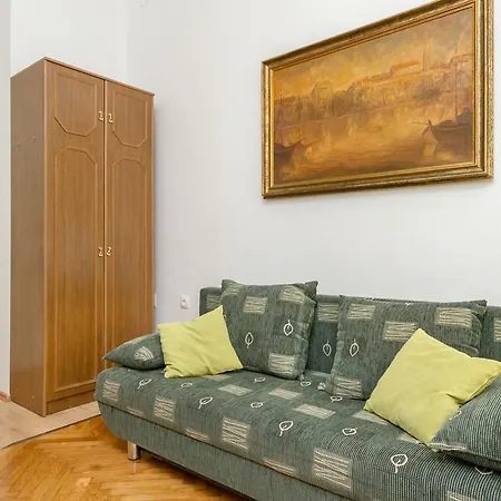 Jardin Πανσιόν 3*